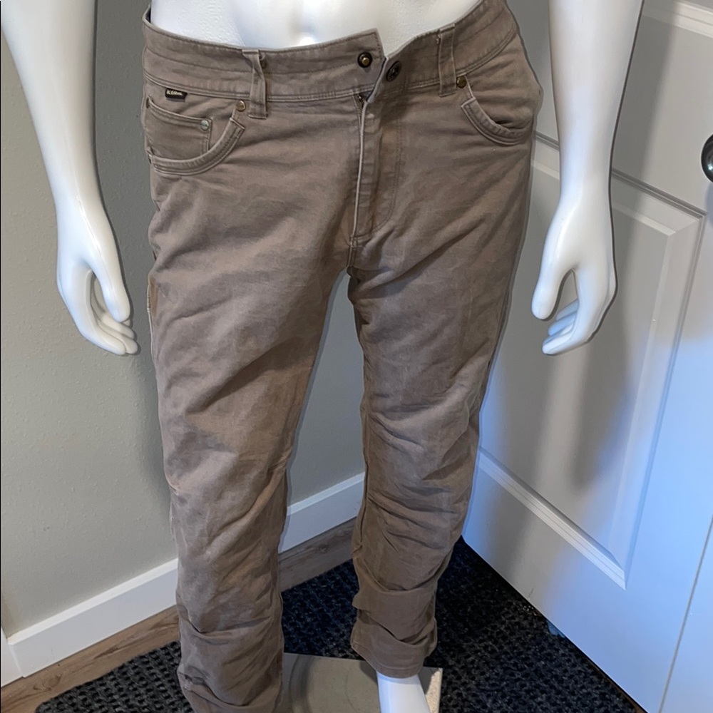 Kuhl Men's Chinos in Light Brown